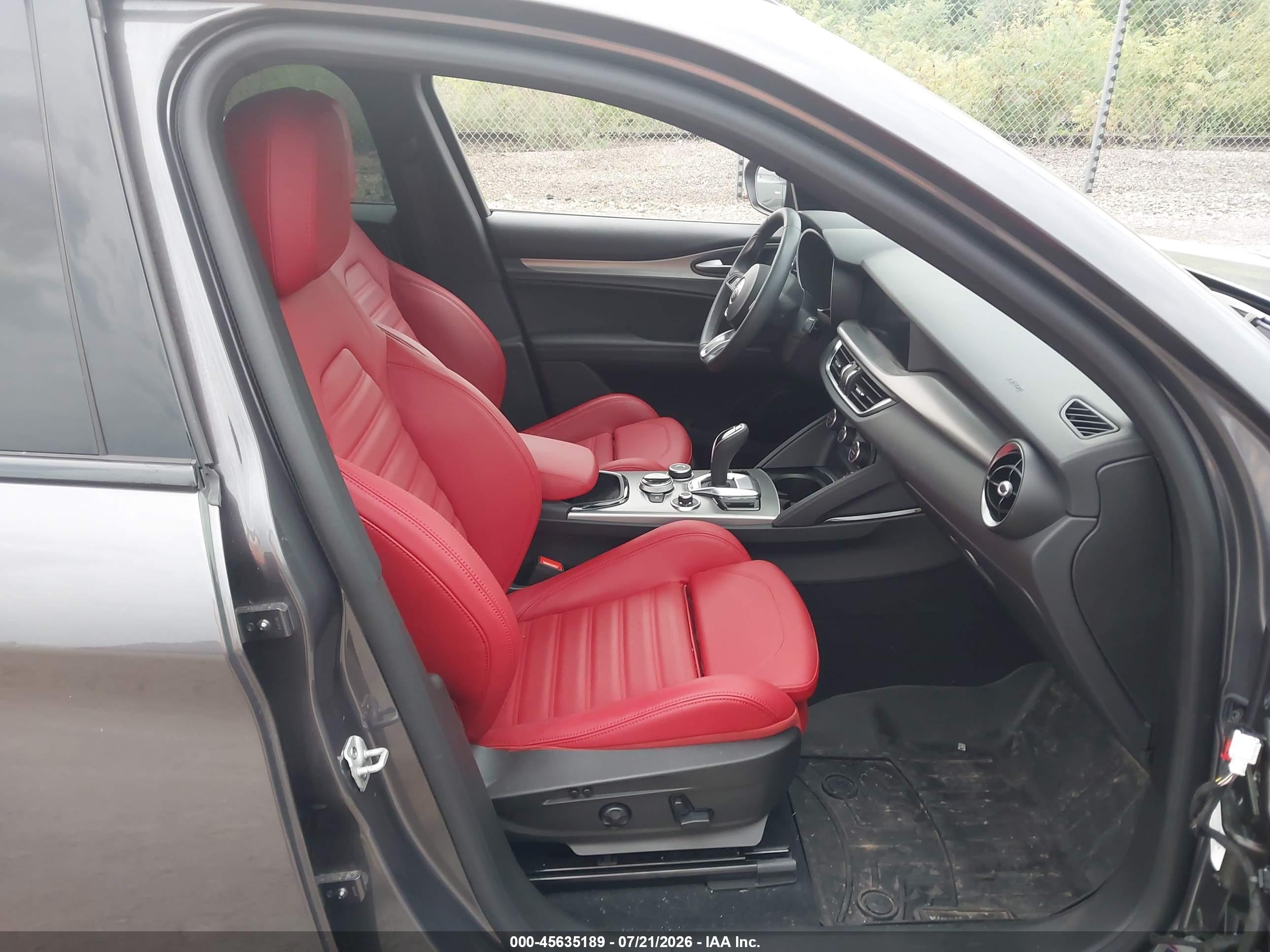 2024 ALFA ROMEO STELVIO TI AWD