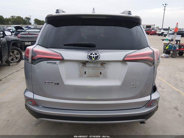 2017 TOYOTA RAV4 XLE