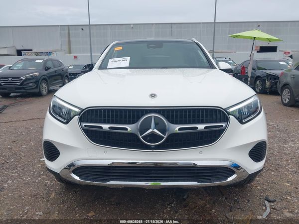 2025 MERCEDES-BENZ GLC 300 SUV