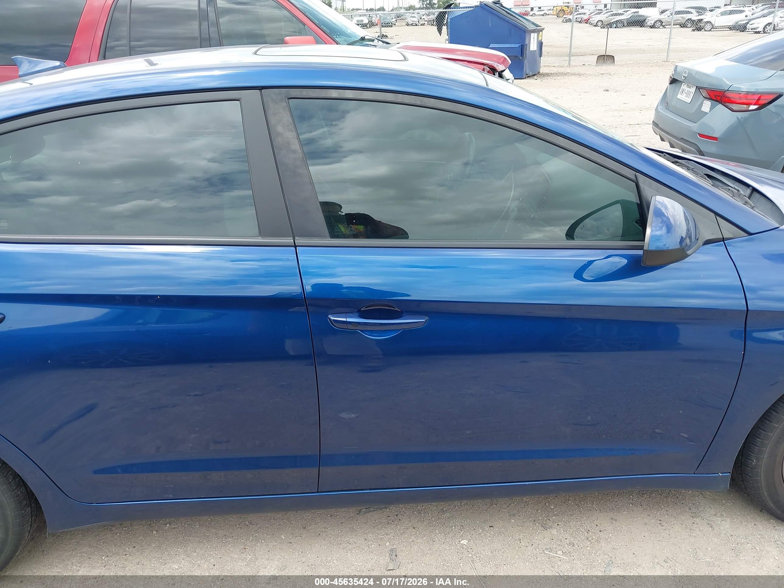 2018 HYUNDAI ELANTRA