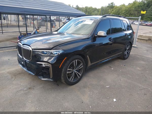 2020 BMW X7 M50I