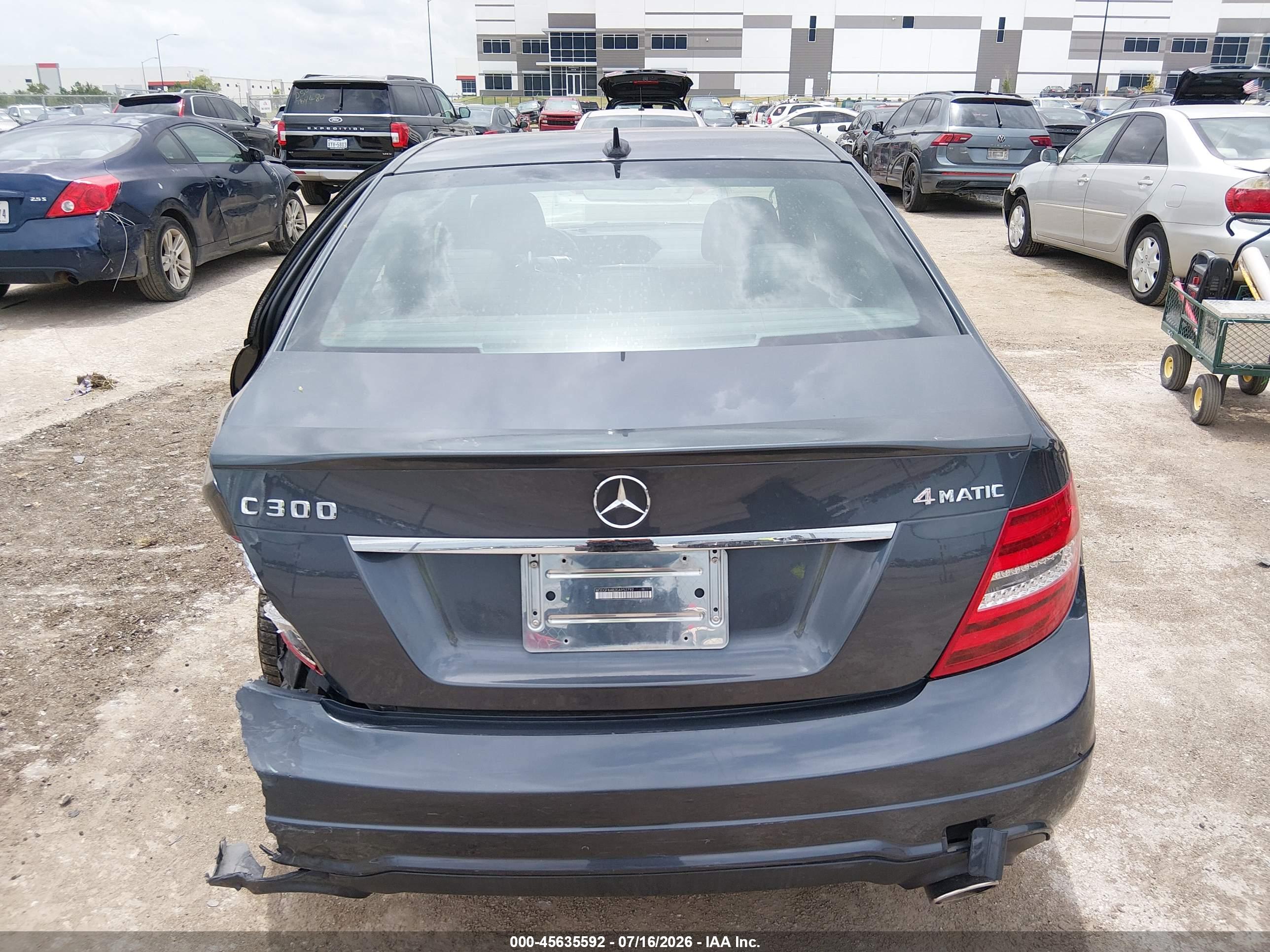 2014 MERCEDES-BENZ C 300 SPORT 4MATIC
