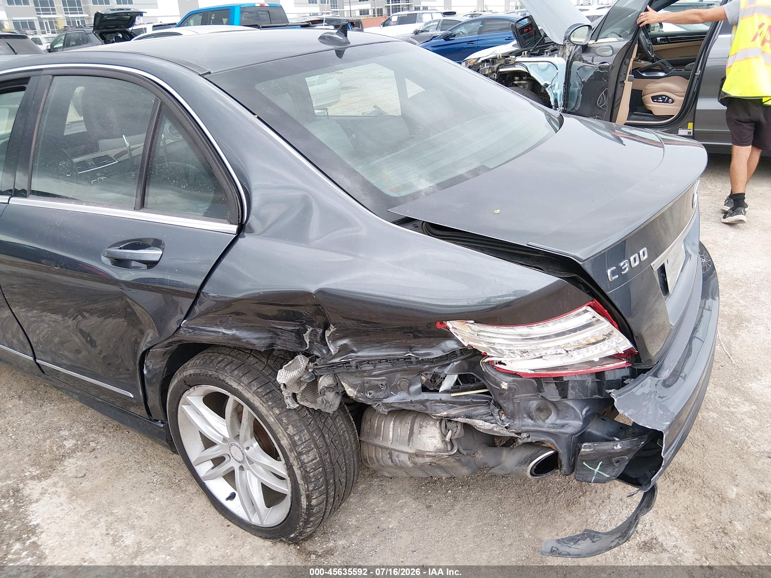 2014 MERCEDES-BENZ C 300 SPORT 4MATIC