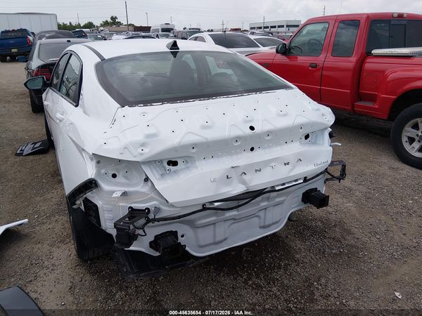 2022 HYUNDAI ELANTRA LIMITED