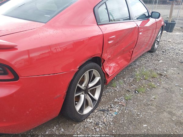 2016 DODGE CHARGER SXT