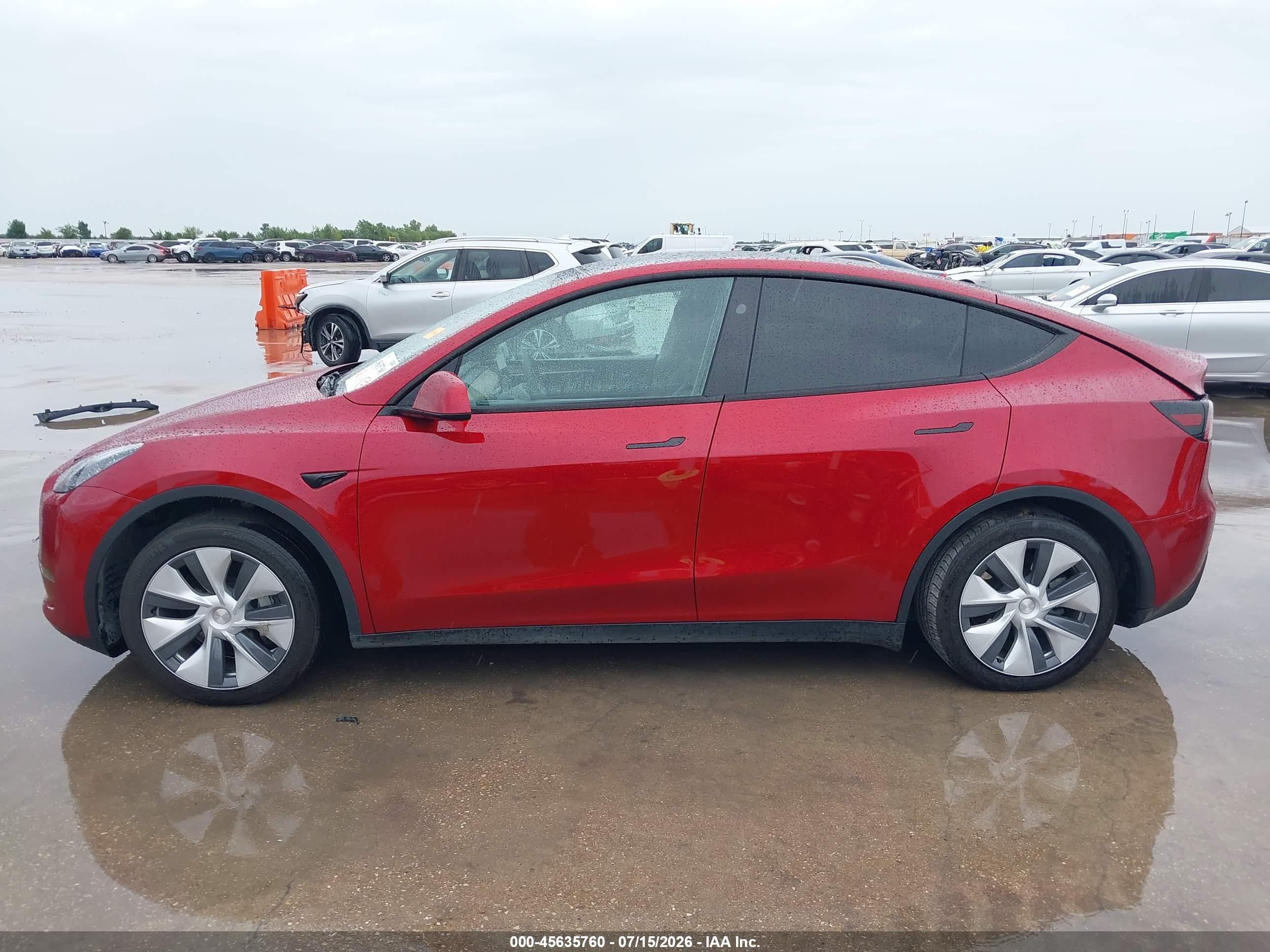2024 TESLA MODEL Y