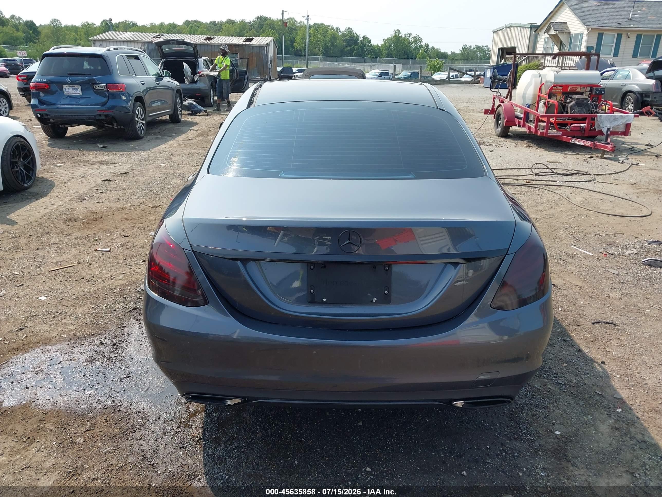 2015 MERCEDES-BENZ C 300 4MATIC