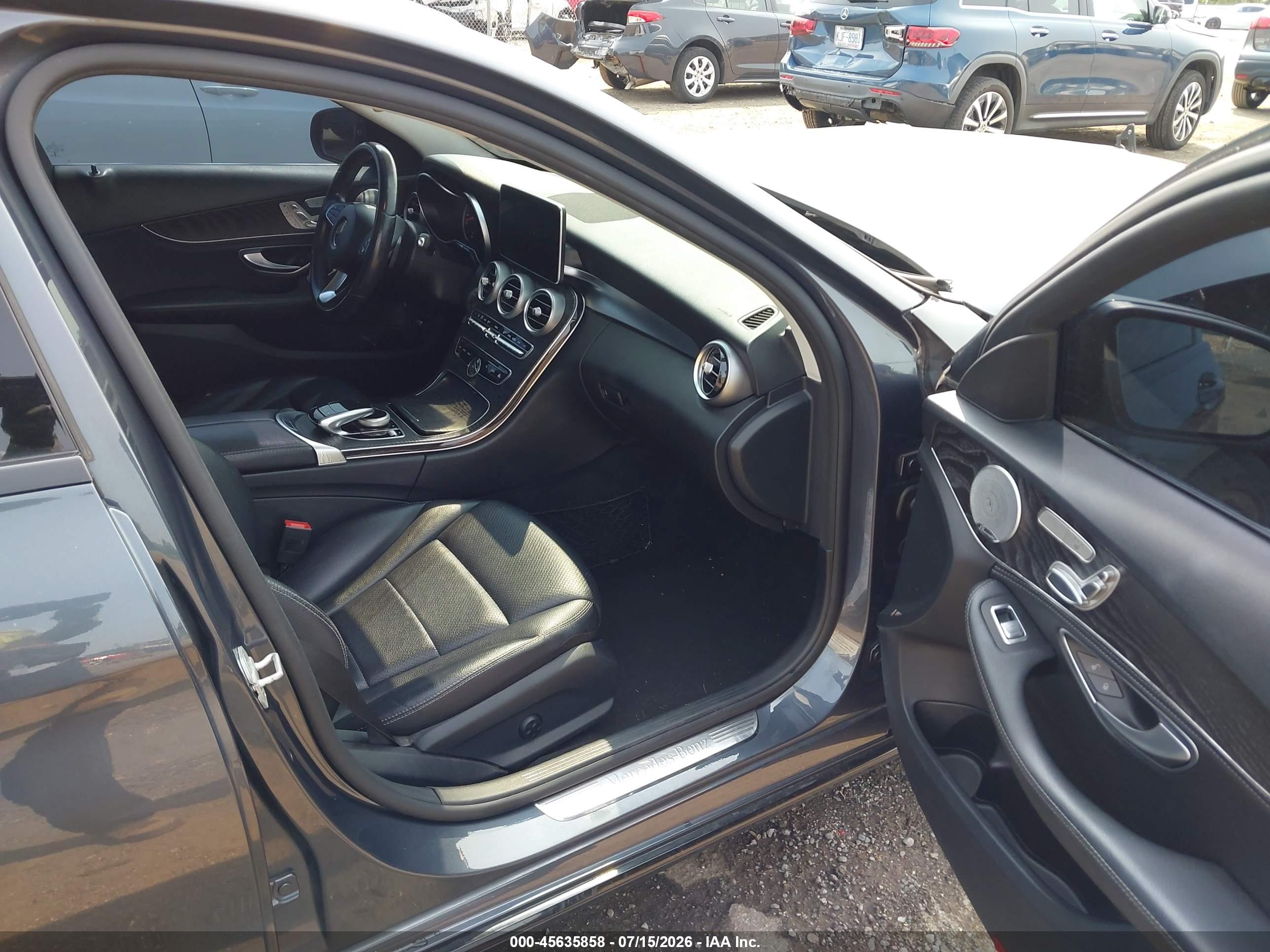 2015 MERCEDES-BENZ C 300 4MATIC