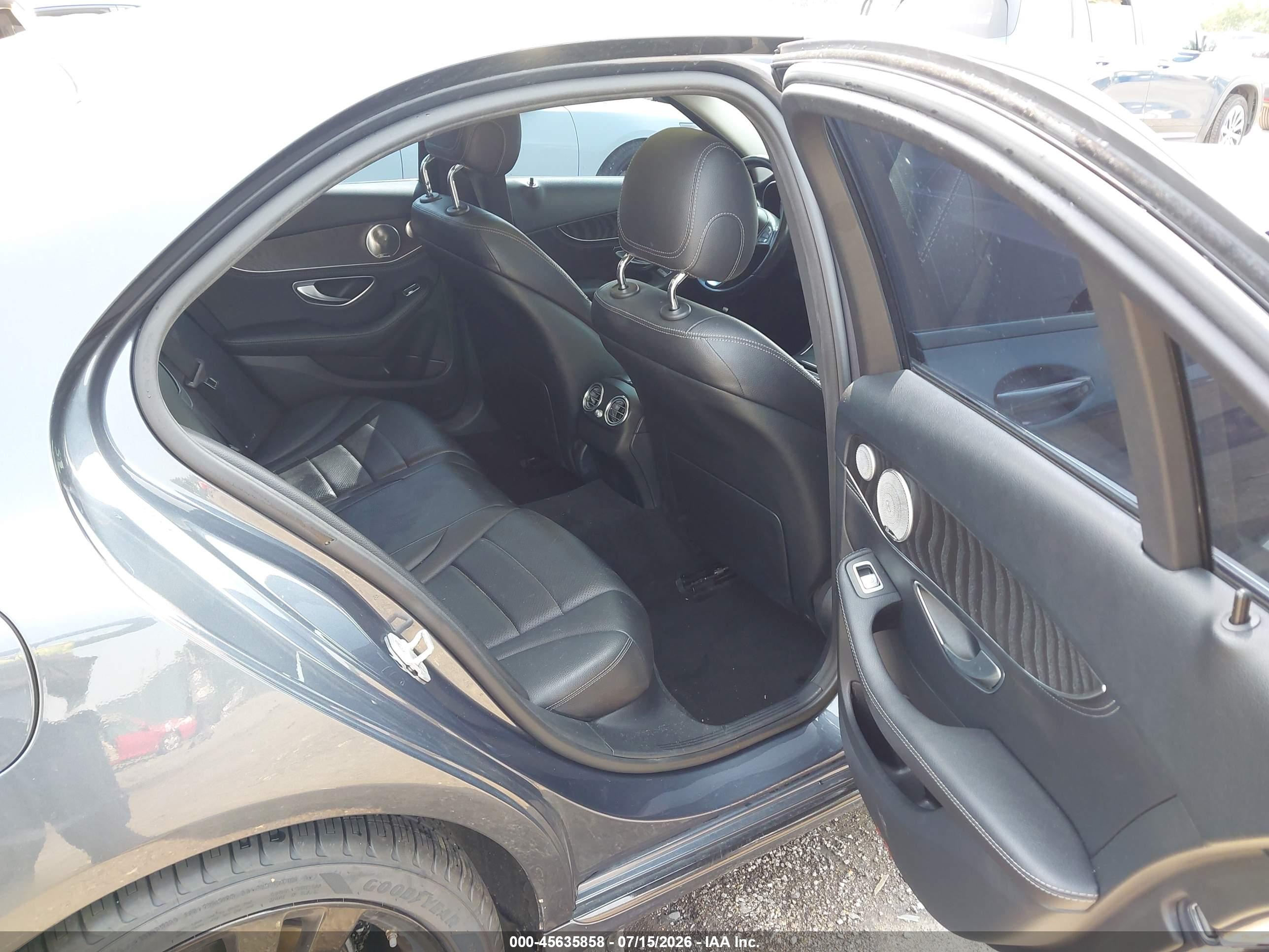 2015 MERCEDES-BENZ C 300 4MATIC