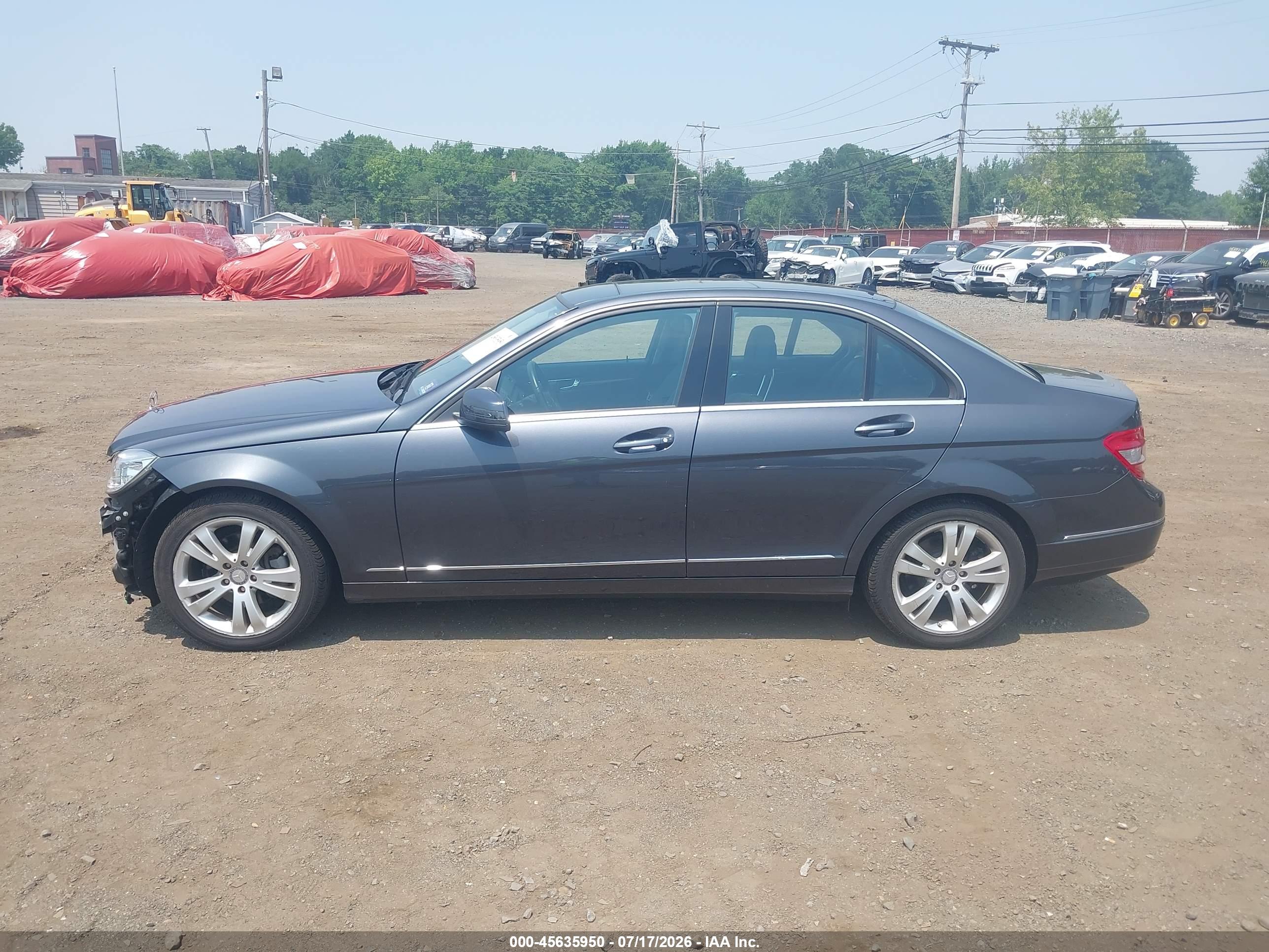 2011 MERCEDES-BENZ C 300 C300 4-MATIC