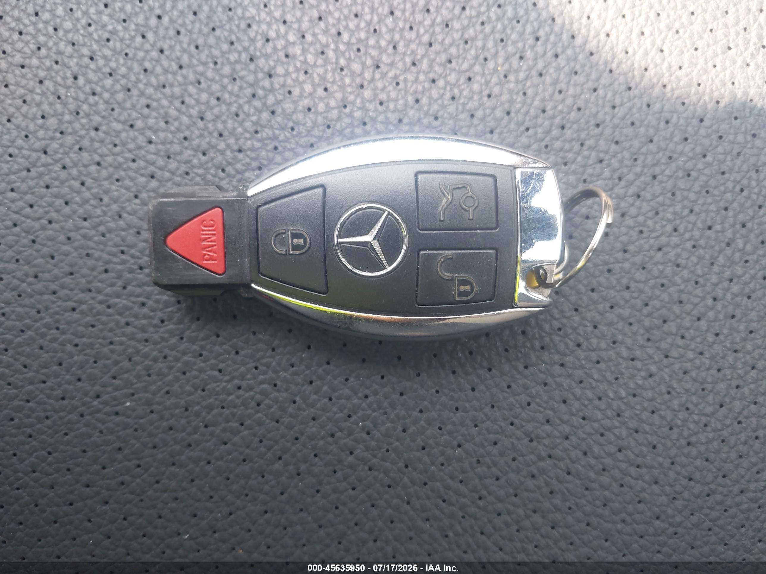 2011 MERCEDES-BENZ C 300 C300 4-MATIC