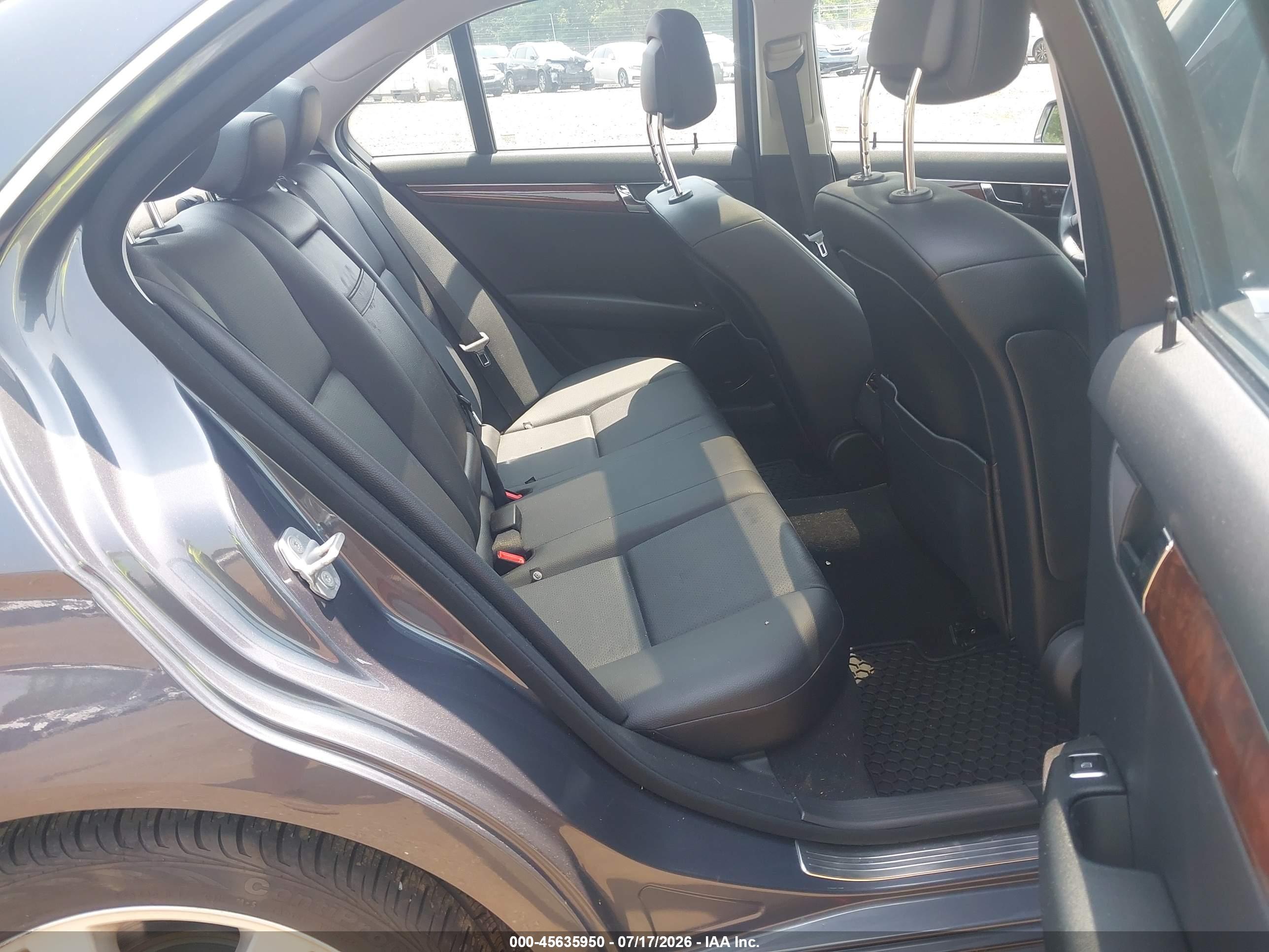 2011 MERCEDES-BENZ C 300 C300 4-MATIC