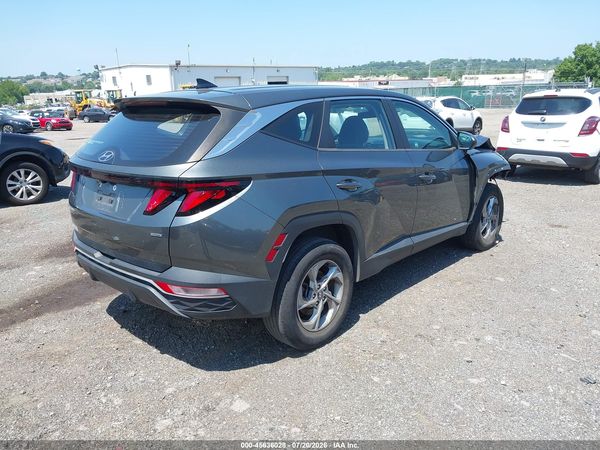 2022 HYUNDAI TUCSON SE