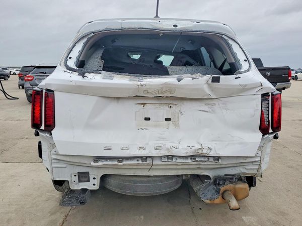 2022 KIA SORENTO