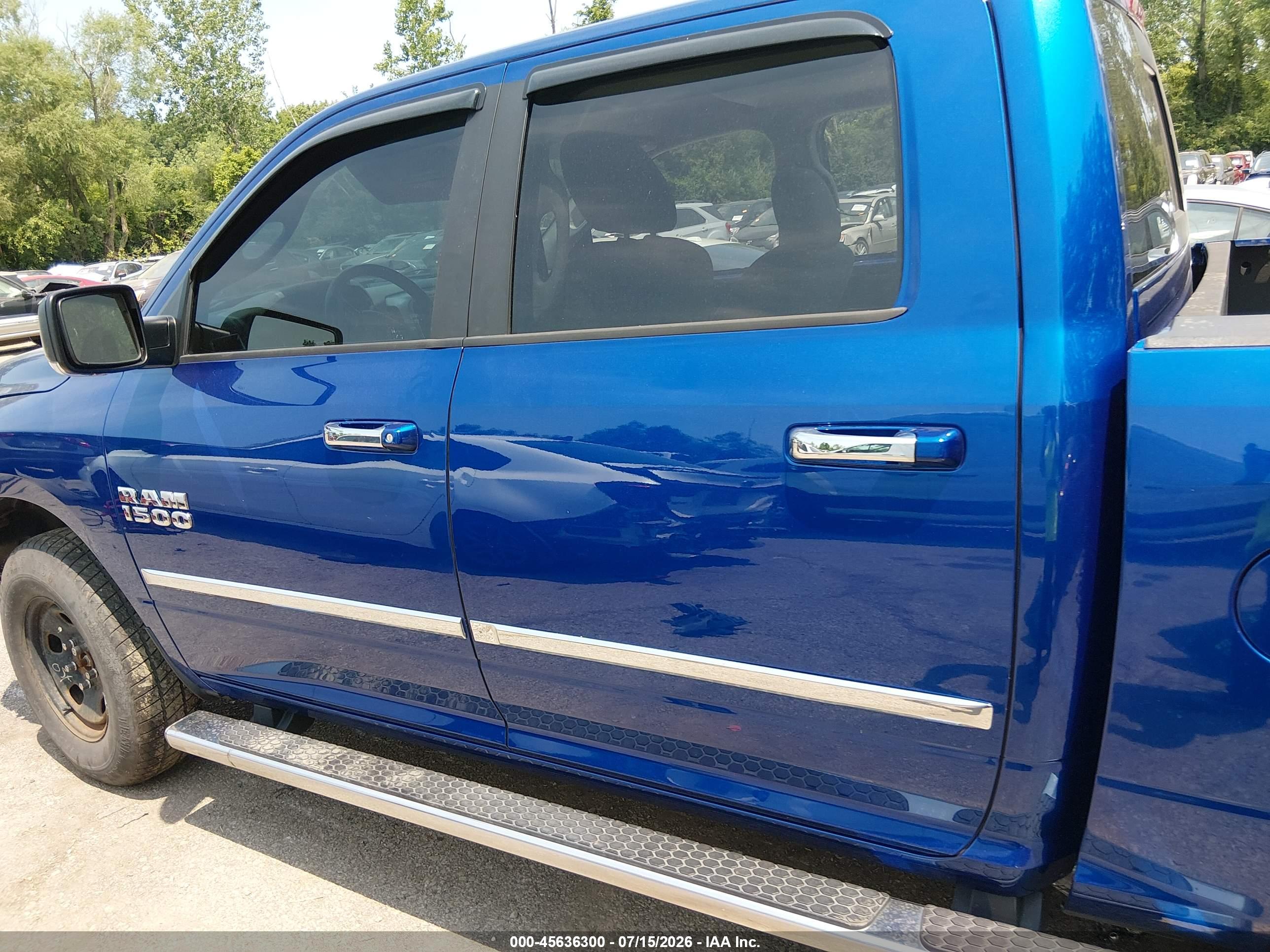 2017 RAM 1500 SLT