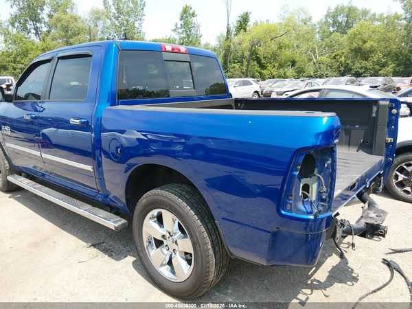 2017 RAM 1500 SLT