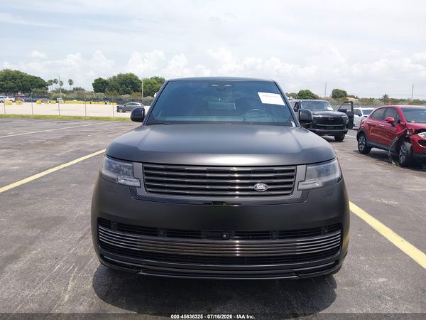 2024 LAND ROVER RANGE ROVER P615 SV