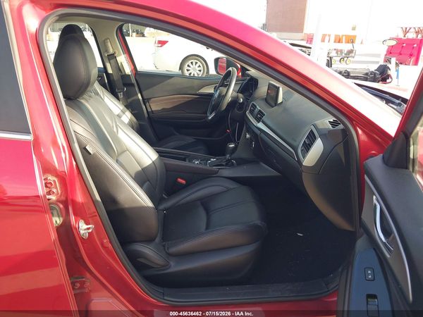 2018 MAZDA MAZDA3 TOURING