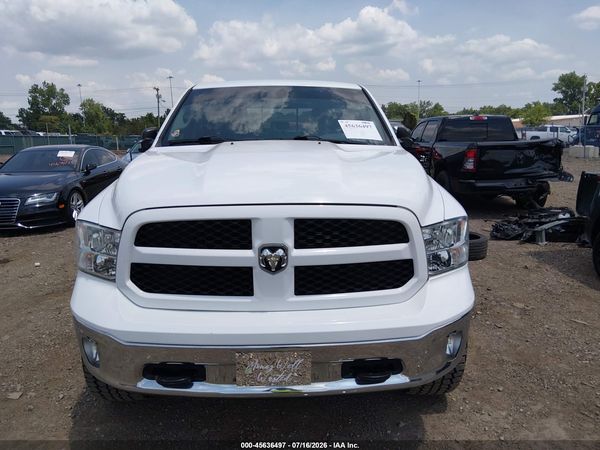 2016 RAM 1500 SLT