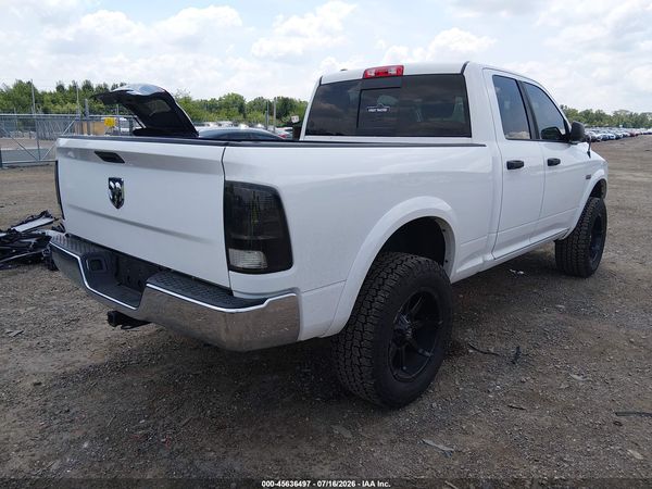 2016 RAM 1500 SLT