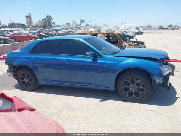2022 CHRYSLER 300 TOURING L AWD — I116