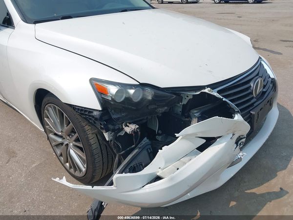 2016 LEXUS IS 300