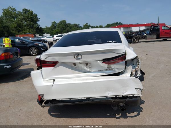2016 LEXUS IS 300