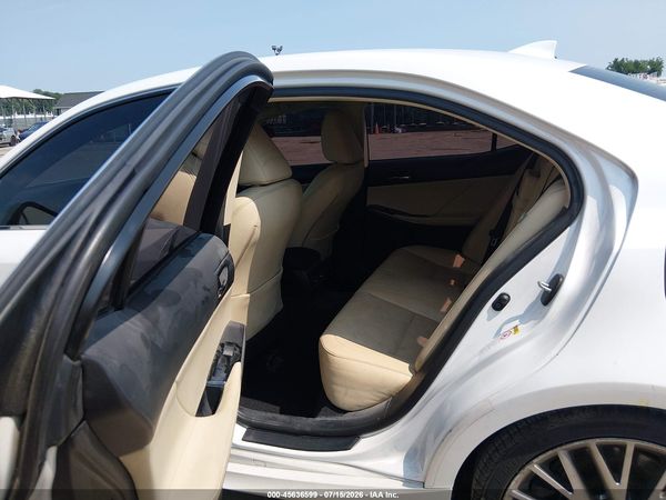 2016 LEXUS IS 300