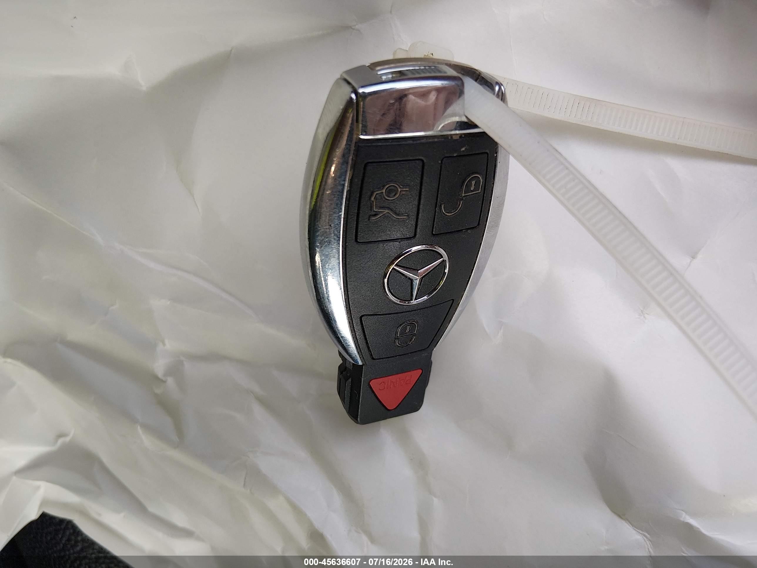 2017 MERCEDES-BENZ C 300