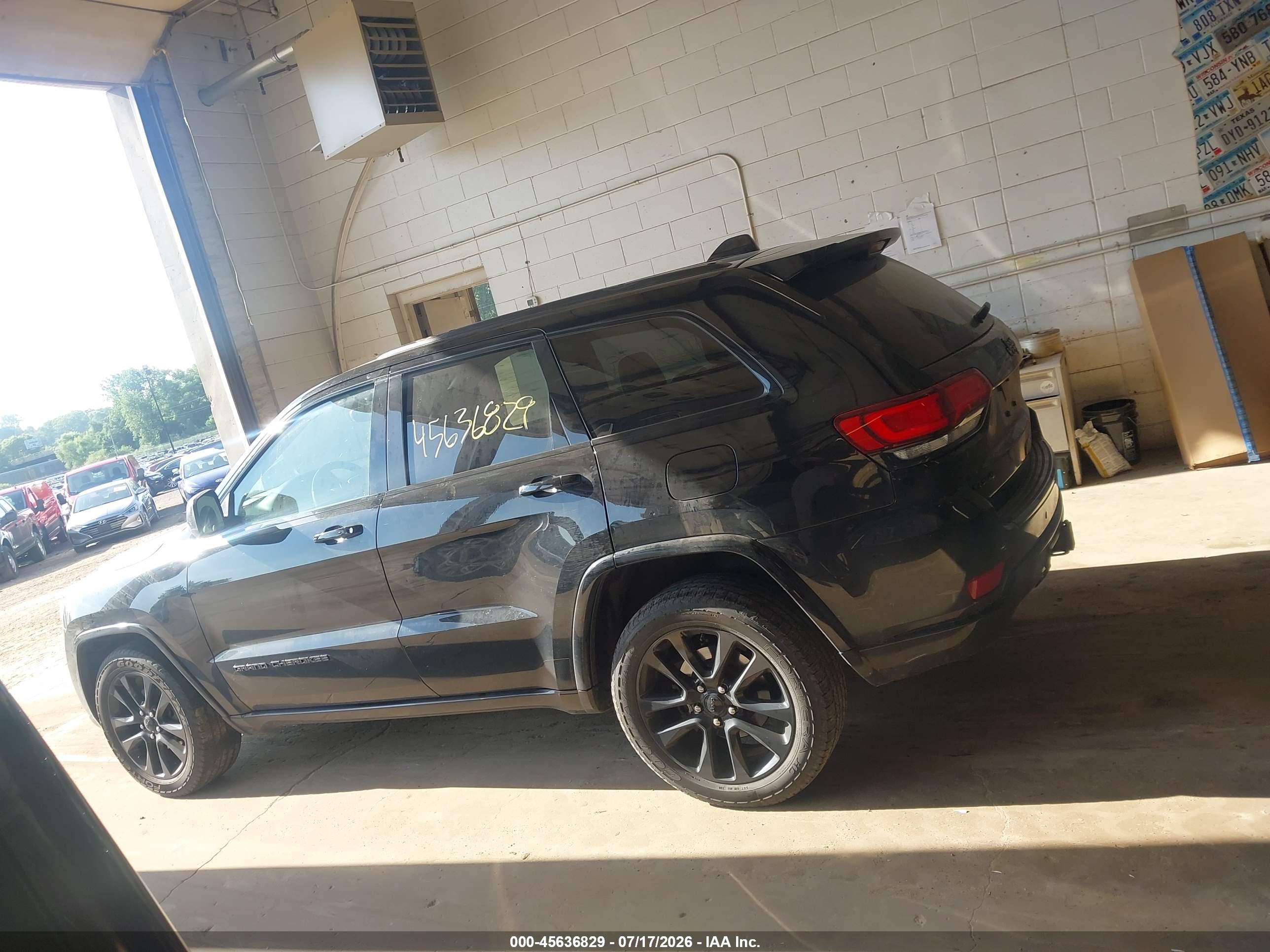 2017 JEEP GRAND CHEROKEE ALTITUDE