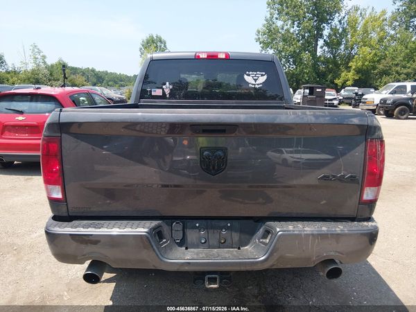 2019 RAM 1500 CLASSIC EXPRESS  4X4 5'7 BOX