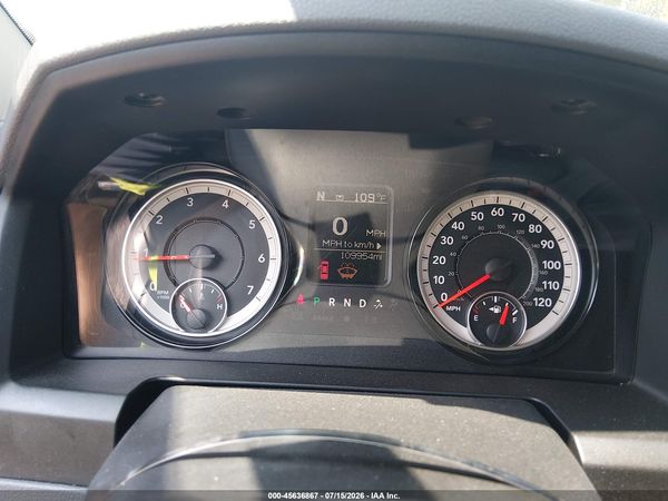 2019 RAM 1500 CLASSIC EXPRESS  4X4 5'7 BOX