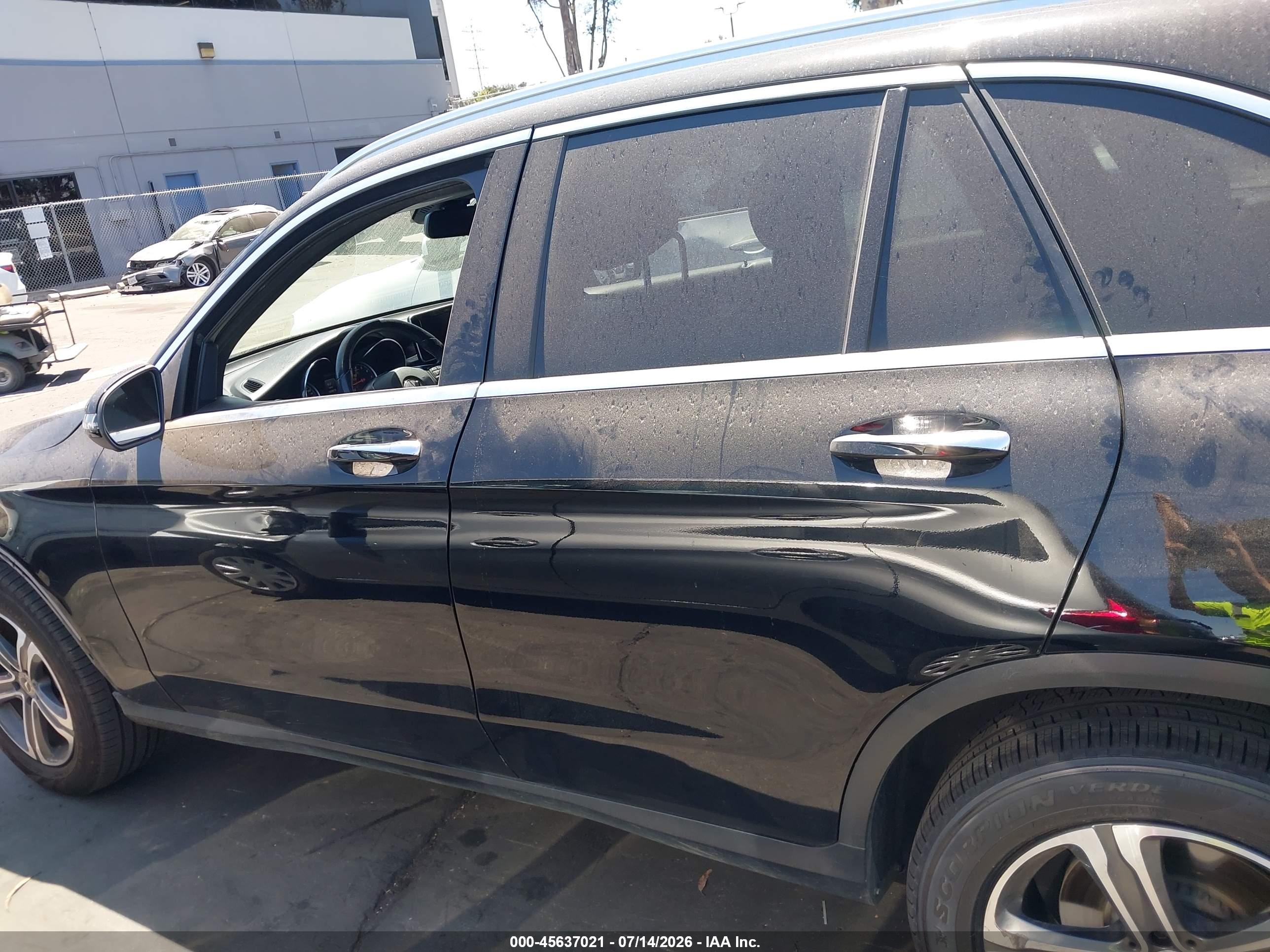 2019 MERCEDES-BENZ GLC 300 GLC300