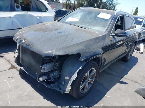 2019 MERCEDES-BENZ GLC 300 GLC300