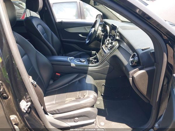 2019 MERCEDES-BENZ GLC 300 GLC300
