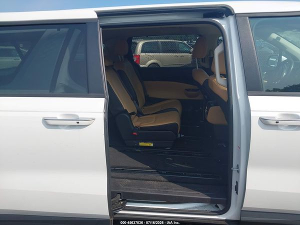2024 KIA CARNIVAL MPV EX