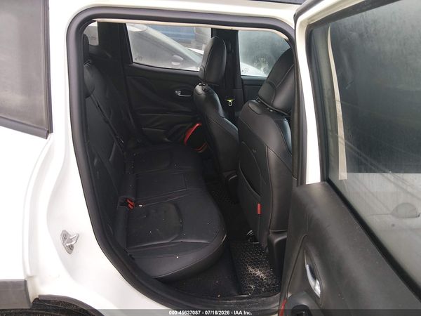 2017 JEEP RENEGADE TRAILHAWK 4X4