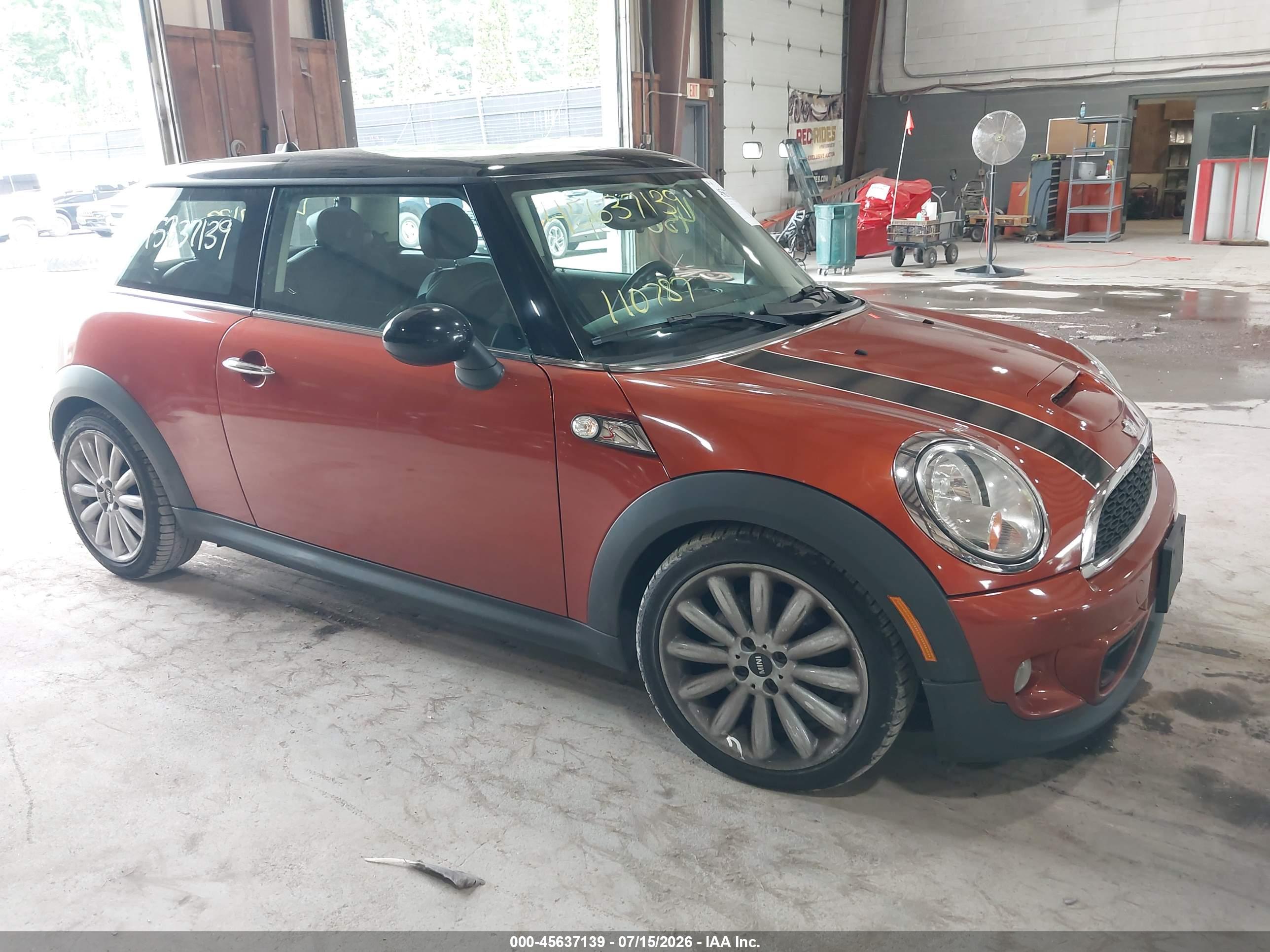 2013 MINI HARDTOP COOPER S