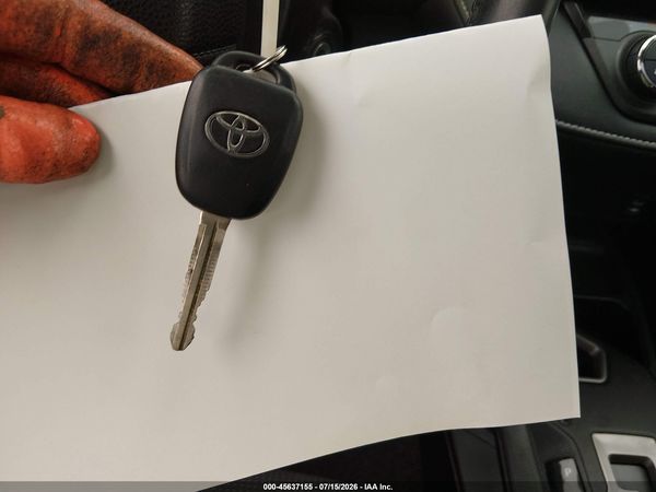 2017 TOYOTA RAV4 XLE