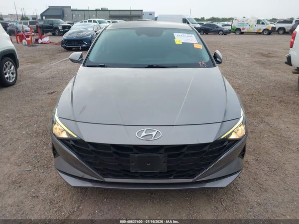 2022 HYUNDAI ELANTRA SEL