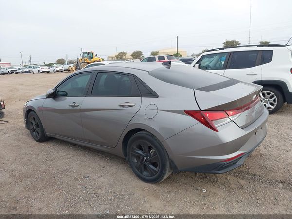 2022 HYUNDAI ELANTRA SEL