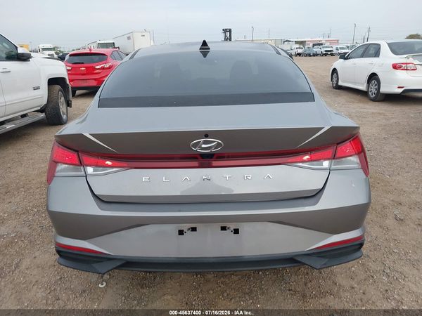 2022 HYUNDAI ELANTRA SEL