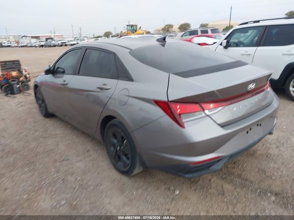 2022 HYUNDAI ELANTRA SEL