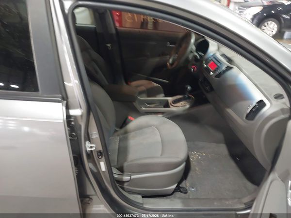 2016 KIA SPORTAGE LX