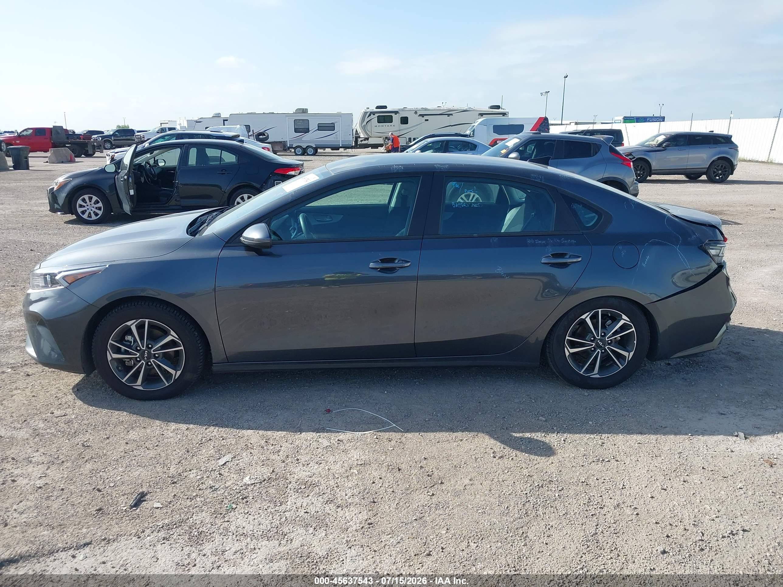 2024 KIA FORTE LXS