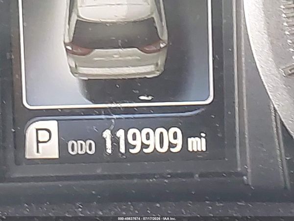 2018 TOYOTA SIENNA LE 8 PASSENGER