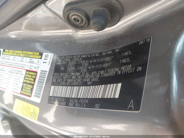 2018 TOYOTA SIENNA LE 8 PASSENGER