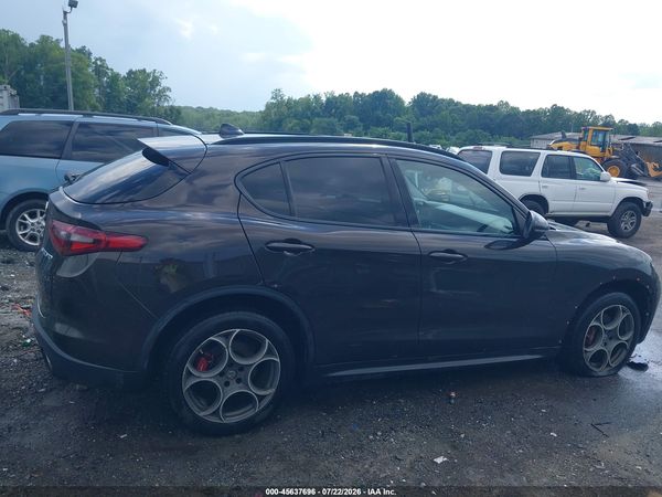 2018 ALFA ROMEO STELVIO SPORT AWD