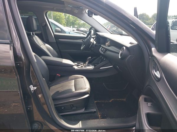 2018 ALFA ROMEO STELVIO SPORT AWD