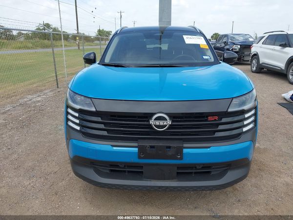2025 NISSAN KICKS SR INTELLIGENT AWD — I115